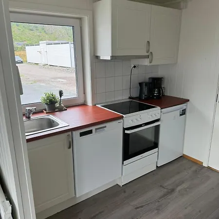 Lofoten Bryggehotell As ホテル Værøy