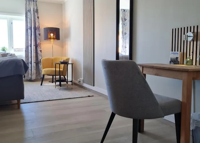 Lofoten Bryggehotell As Hotel *