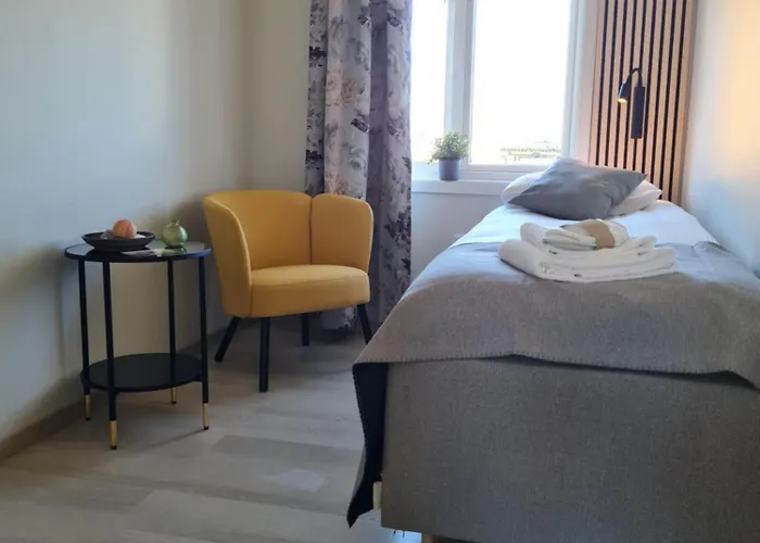 Lofoten Bryggehotell As *