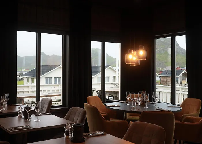 Lofoten Bryggehotell As Hotel Vaeroy