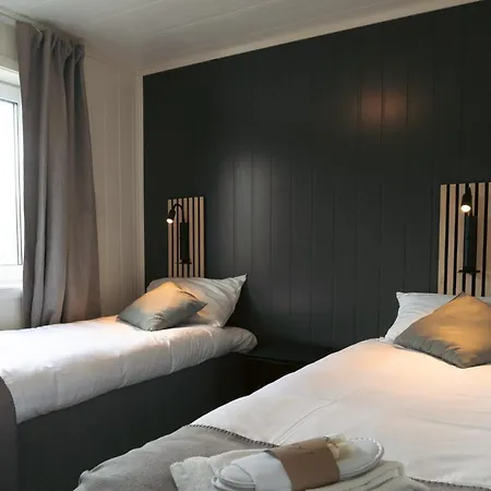 Lofoten Bryggehotell As *