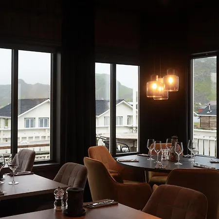 Lofoten Bryggehotell As ホテル Værøy