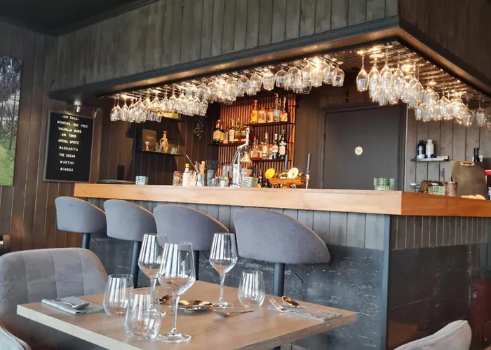 Lofoten Bryggehotell As *